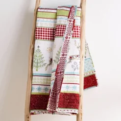 Comet & Cupid Holiday Quilted Throw Green - Merry & Bright -Letex Home Shop GUEST 9ece7611 cf32 4fa2 b37f 0def208f6173