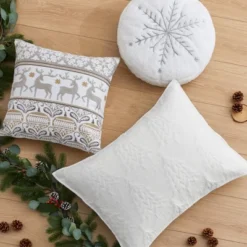 O Christmas Tree White Bedspread Set - Levtex Home 13 O Christmas Tree White Bedspread Set - Levtex Home -Letex Home Shop GUEST ea2cd88a 5b8c 4f26 b0db 67752e8aeeeb